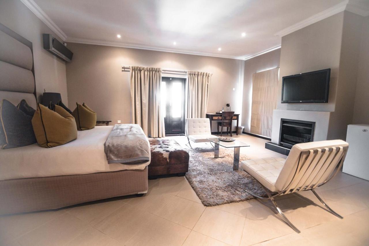 The Capital Guest House Gaborone Exteriör bild