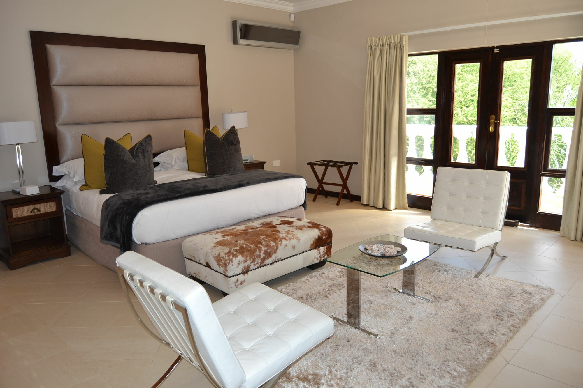 The Capital Guest House Gaborone Exteriör bild